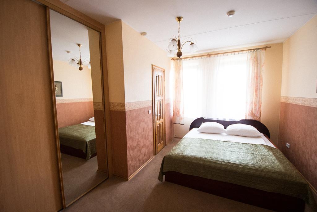 Sveciu Namai Linges Hotel Nemėžis Buitenkant foto