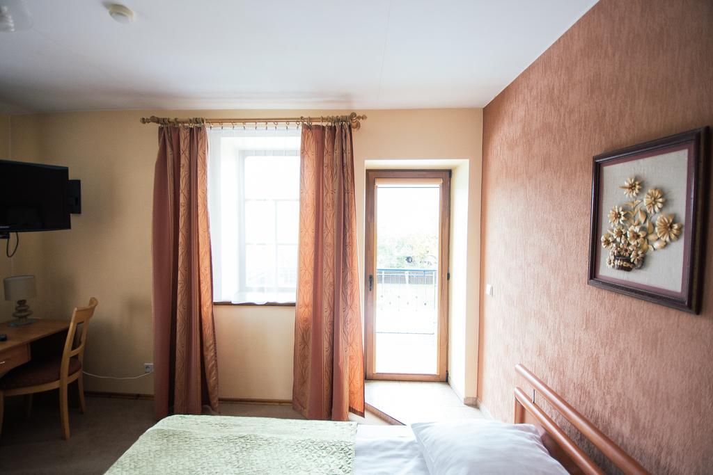Sveciu Namai Linges Hotel Nemėžis Buitenkant foto